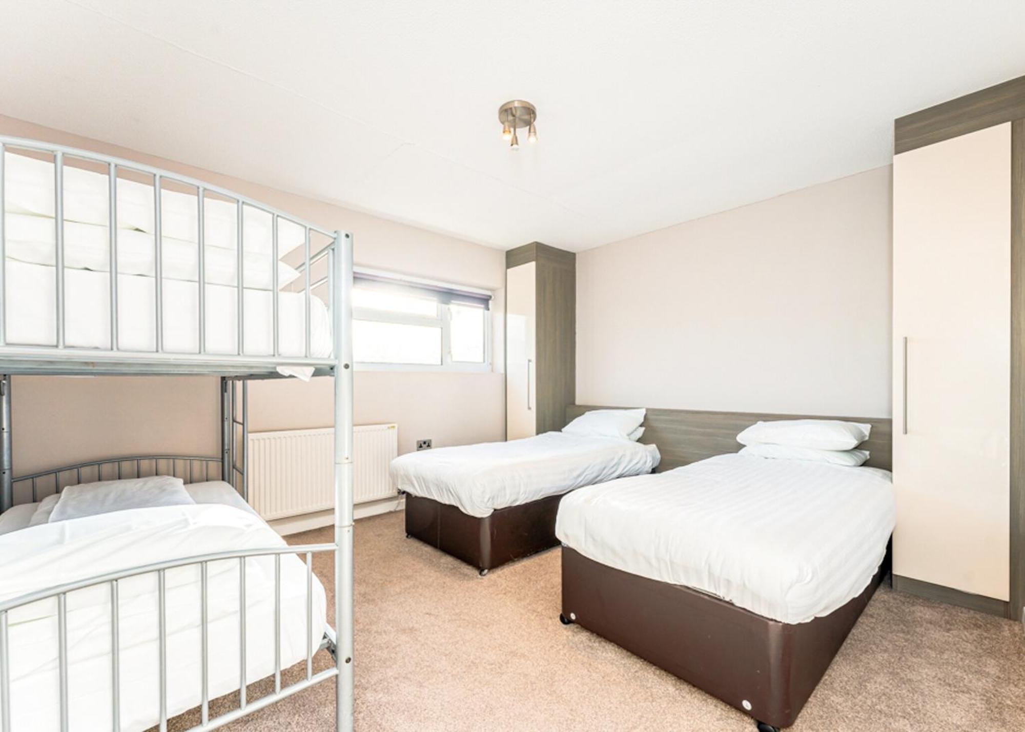 Golden Coast Holiday Park Hotel Woolacombe Room photo